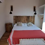 The Charming House Ville-di-Paraso