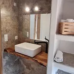 The Charming House Ville-di-Paraso