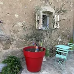 The Charming House Ville-di-Paraso