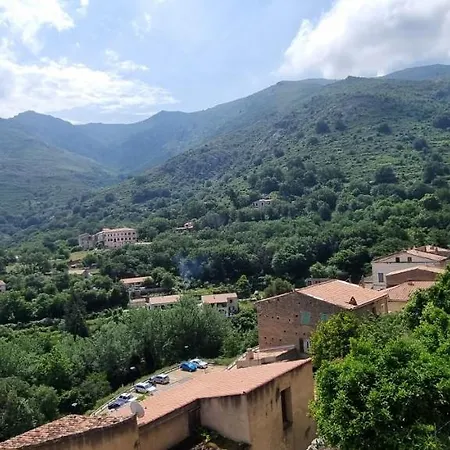 度假居 The Charming House By 1722 *