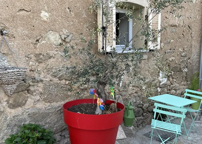 The Charming House By 1722 Ville-di-Paraso